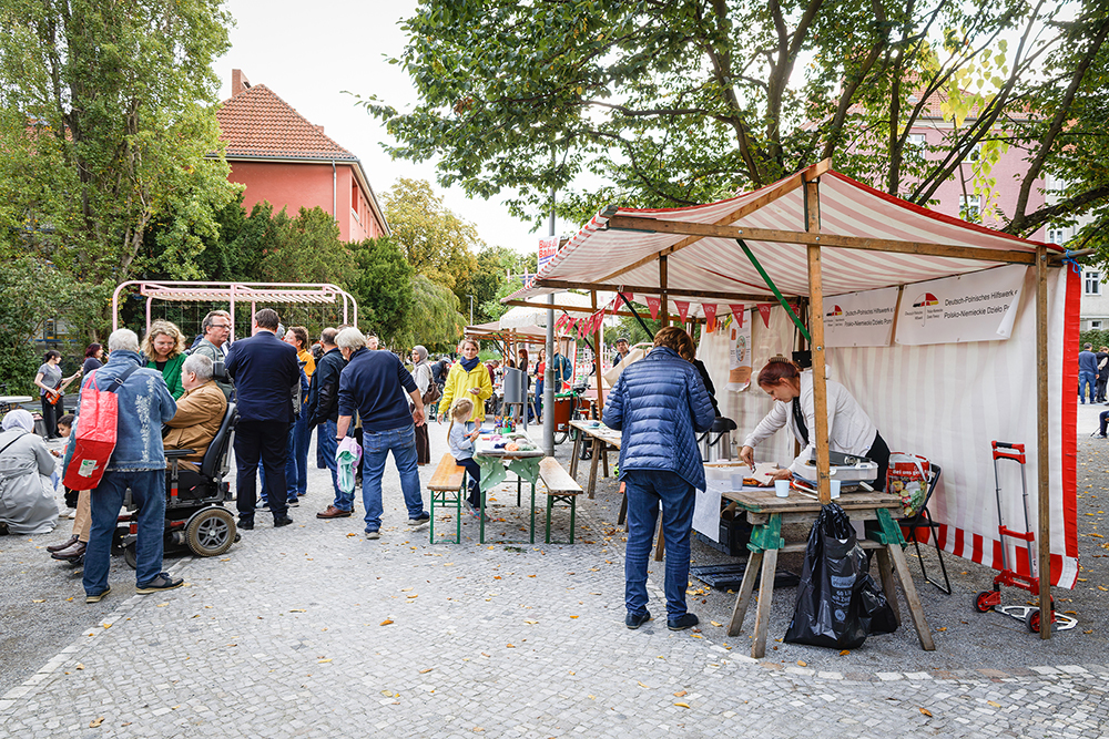 Feier zur Eröffnung des Rosengartens
