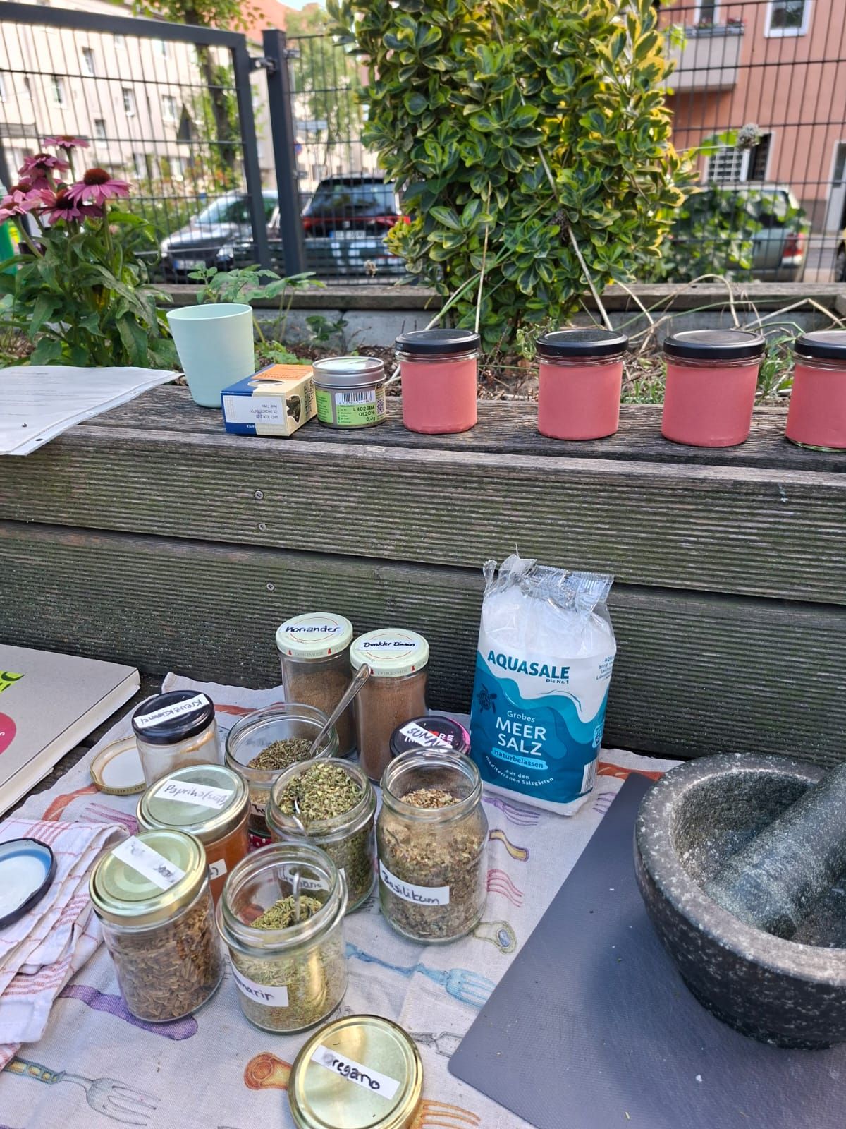 Gartenaktion im AVA Kiez