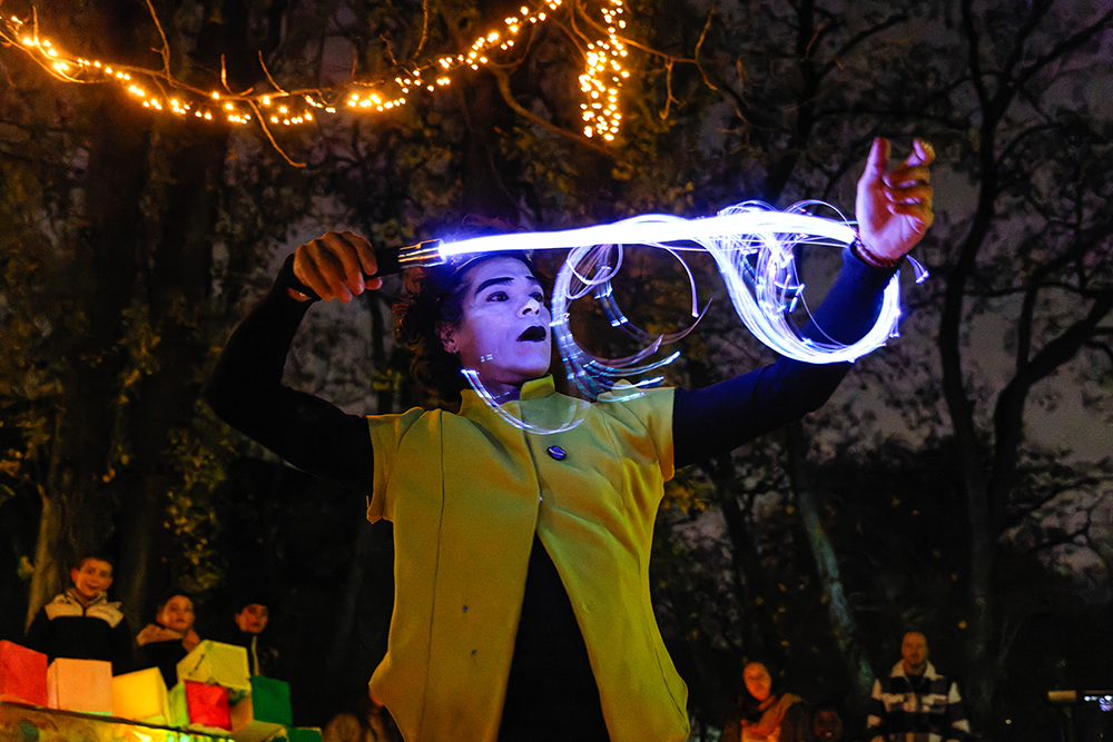 Lichtershow während des Lichtermarktes im AVA Kiez